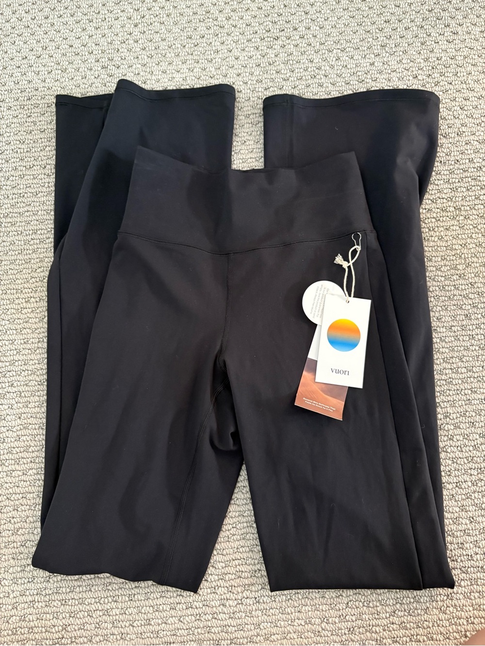 Vuori Black Studio Flare Leggings